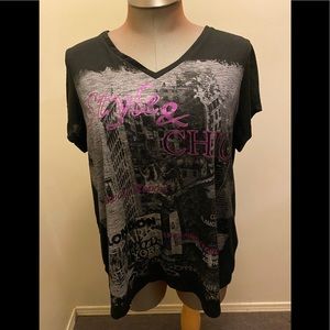 BLACK V NECK SHINNY T-SHIRT